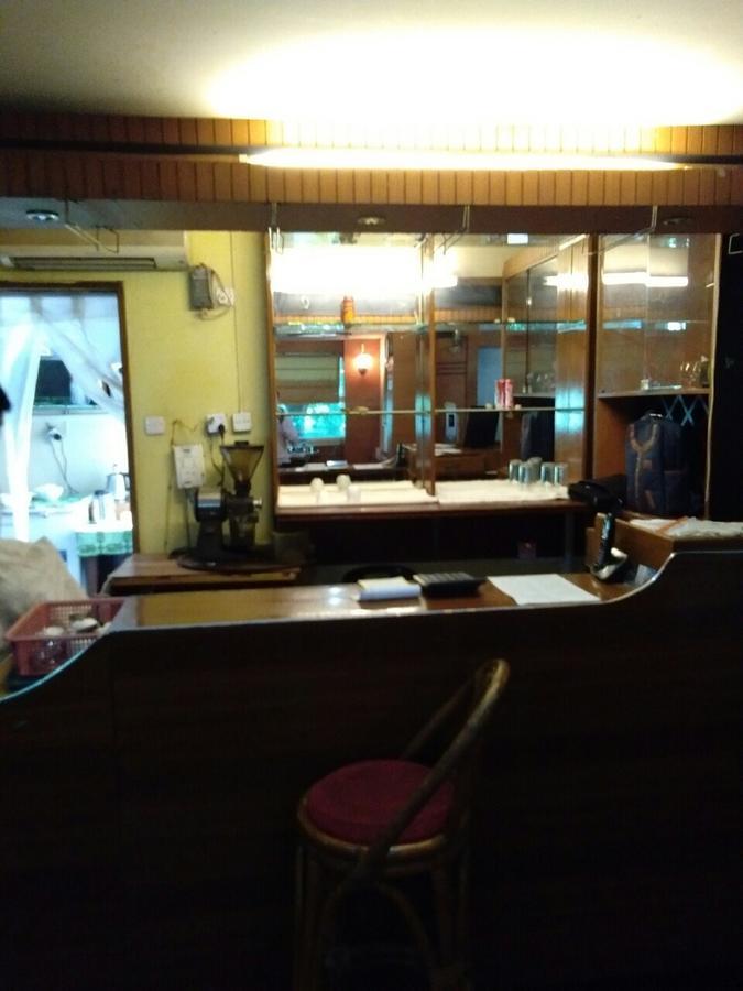 ホテルHalpin ヤンゴン エクステリア 写真